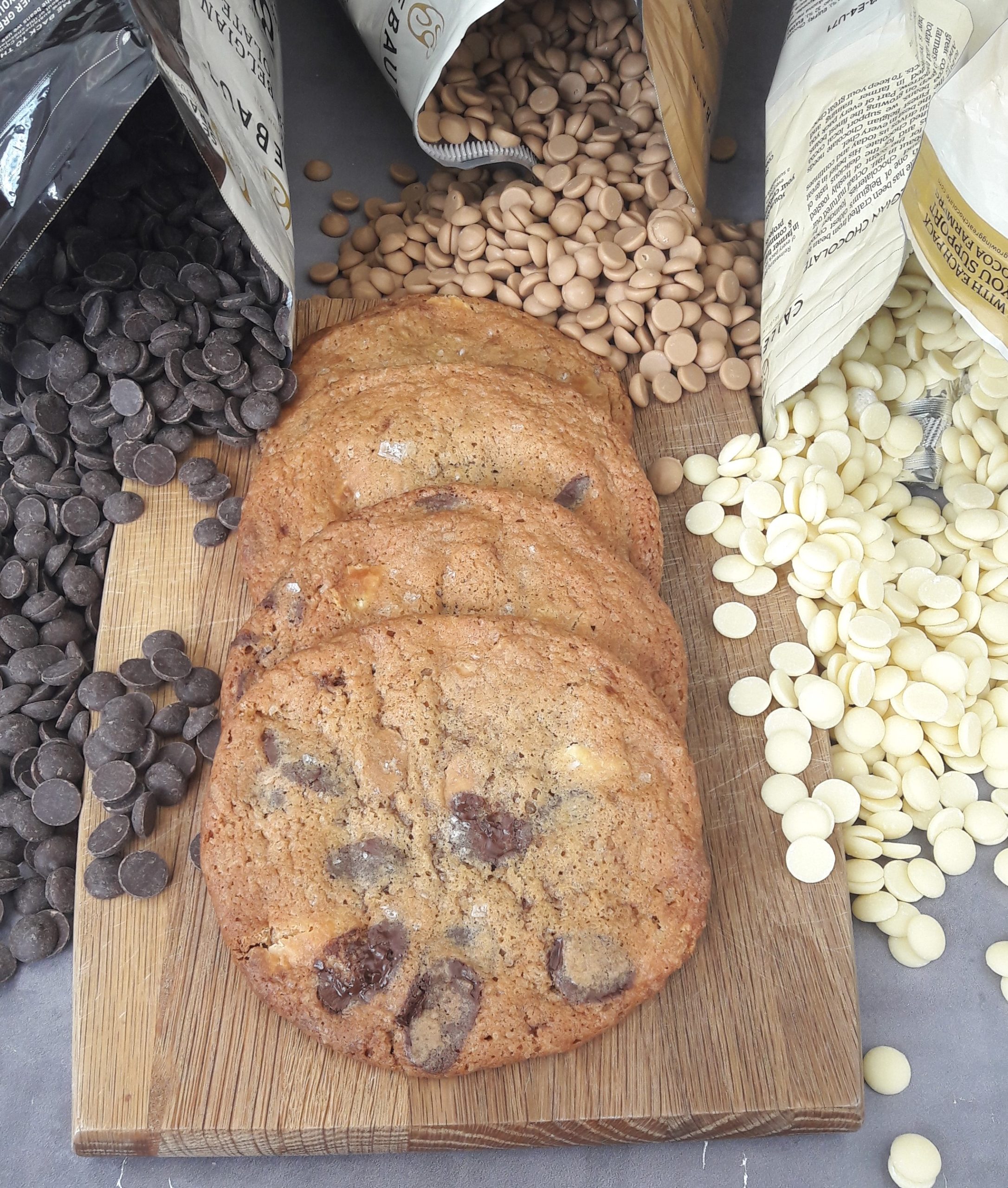 Store chewy cookies